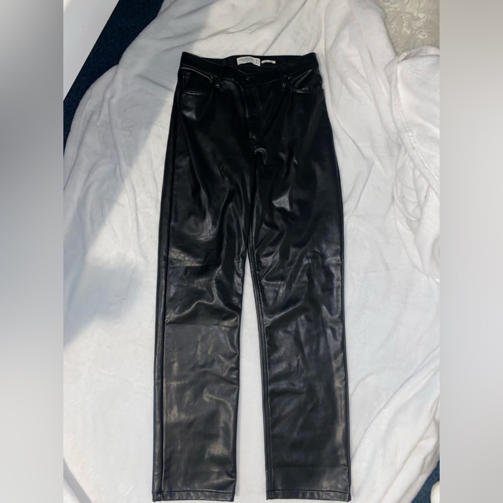Abercrombie Straight Extra High Rise Black Leather Pants Size 8L